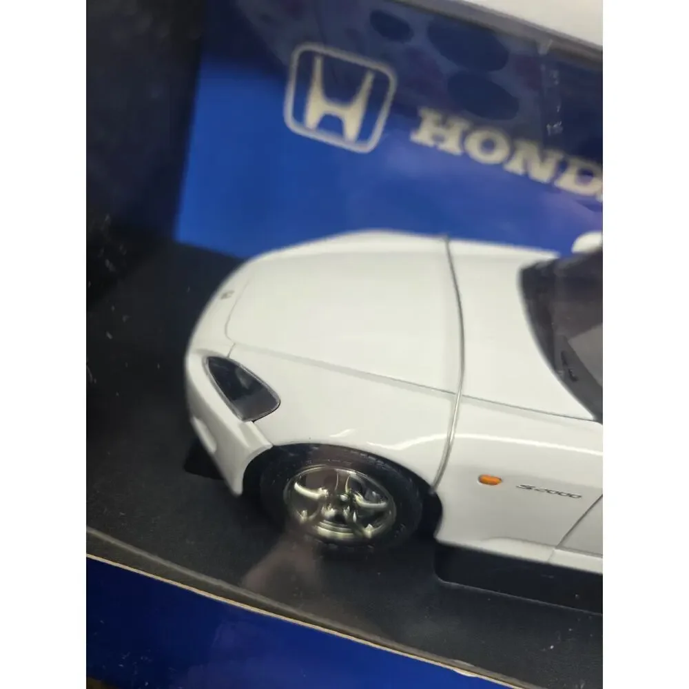 Autoart 1/18 Honda S2000 RHD White Mini Car New American Version In Box